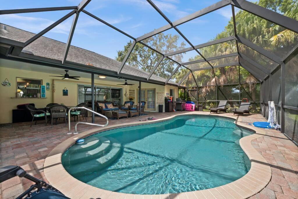 Sunny Oasis Getaway -Heated Pool-Mini Golf-Near Beach Nokomis Buitenkant foto