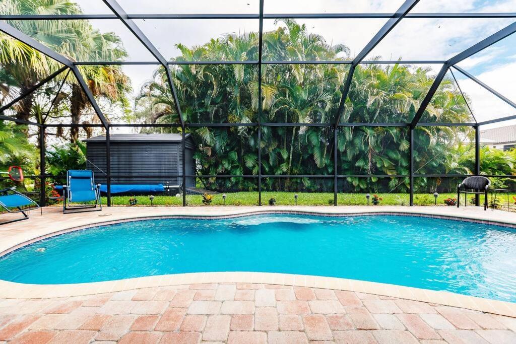 Sunny Oasis Getaway -Heated Pool-Mini Golf-Near Beach Nokomis Buitenkant foto