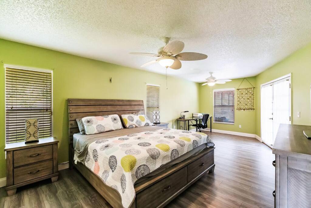 Sunny Oasis Getaway -Heated Pool-Mini Golf-Near Beach Nokomis Buitenkant foto