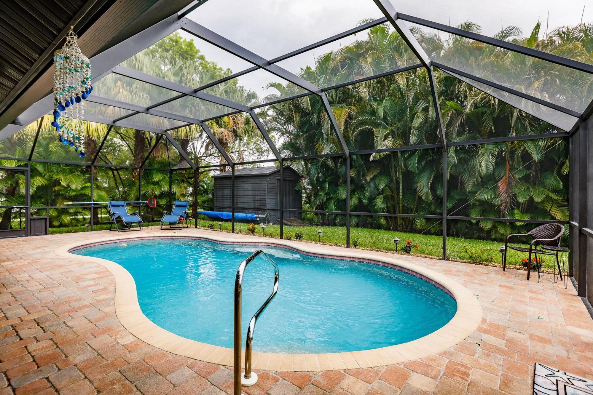 Sunny Oasis Getaway -Heated Pool-Mini Golf-Near Beach Nokomis Buitenkant foto