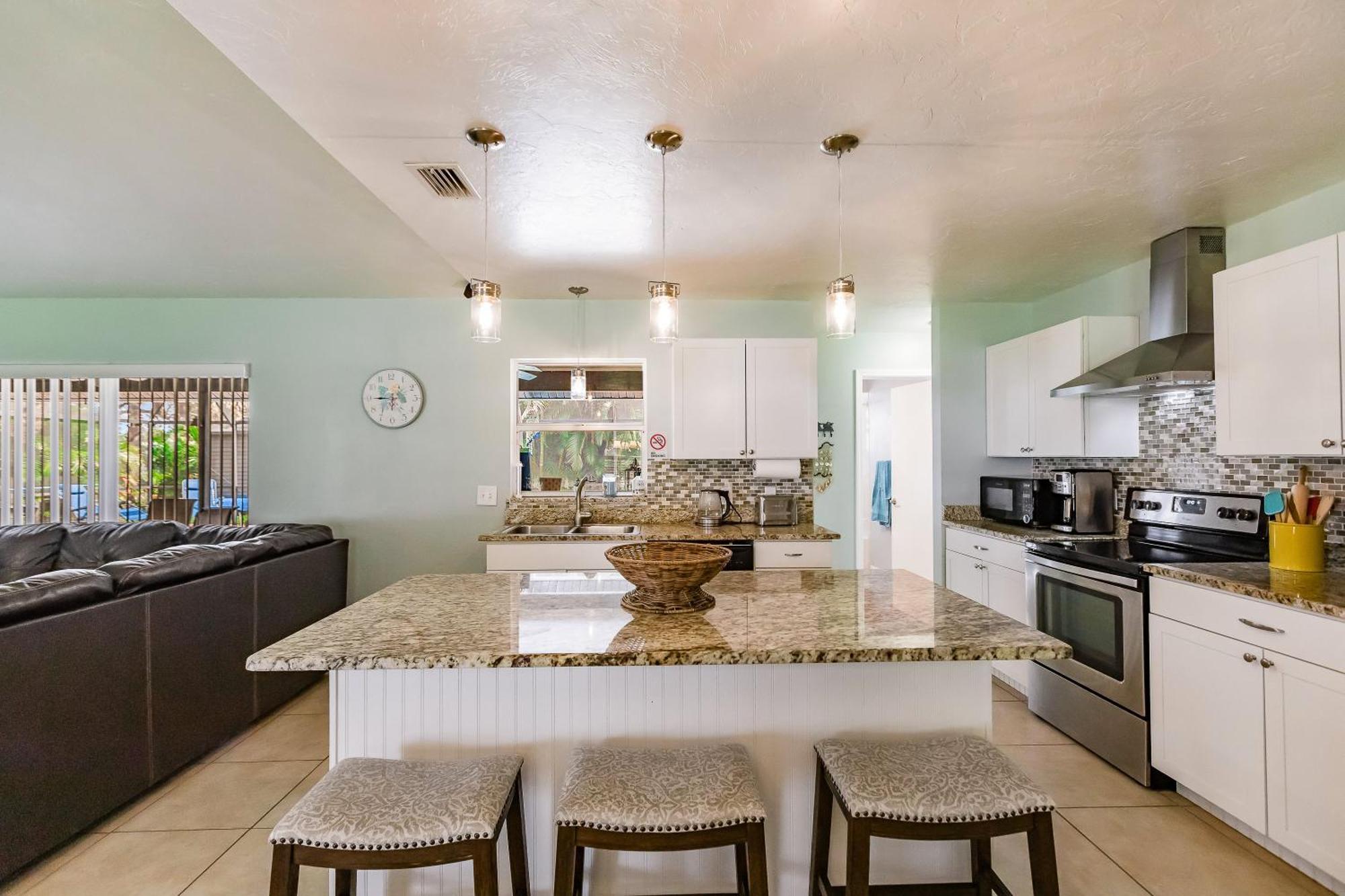 Sunny Oasis Getaway -Heated Pool-Mini Golf-Near Beach Nokomis Buitenkant foto
