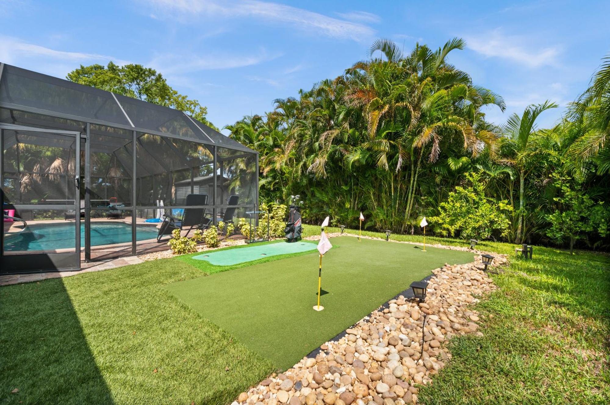 Sunny Oasis Getaway -Heated Pool-Mini Golf-Near Beach Nokomis Buitenkant foto