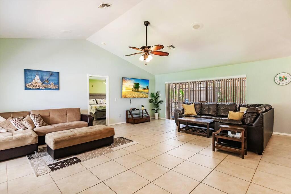 Sunny Oasis Getaway -Heated Pool-Mini Golf-Near Beach Nokomis Buitenkant foto